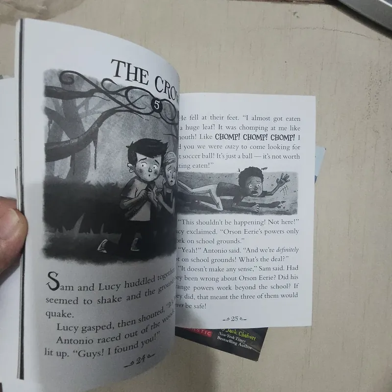 Sách combo 2 quyển Eerie Elementary mới 90% 533989