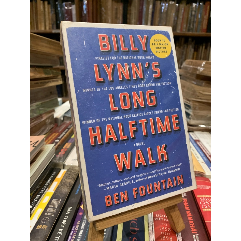 BILLY LYNN'S LONG HALFTIME WALK - Ben Fountain 247222