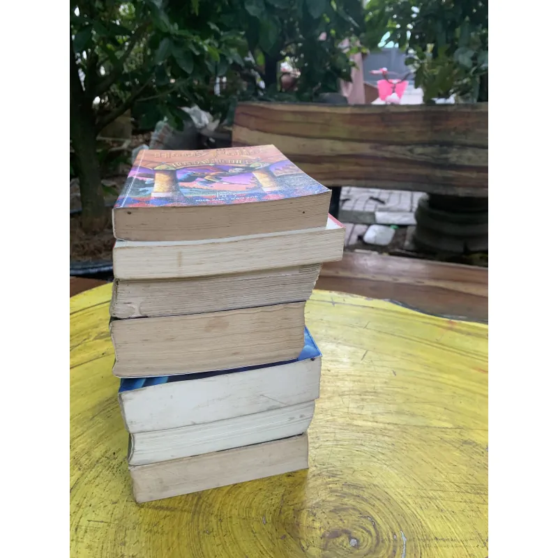 HARRY POTTER BỘ 7 tập - J.K. ROWLING 746394