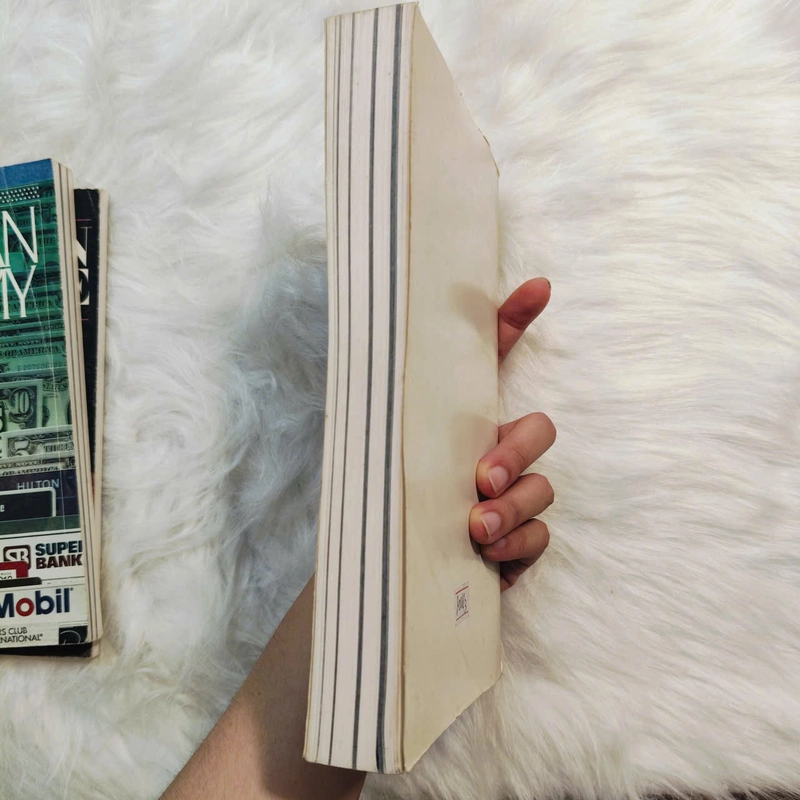An Outline on American History + Economy + Literature (3 cuốn) 526904
