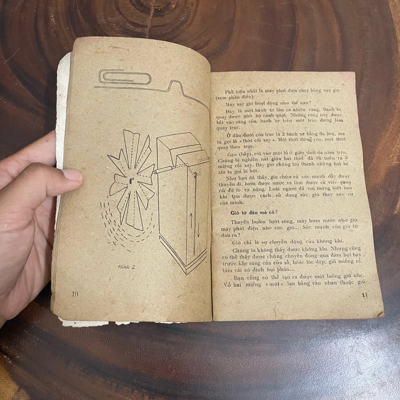 II Tựa sách: Năng Lượng Và Cuộc Sống - Đặng Thanh Châu & Nguyễn Huy Liệu - 1982 463750