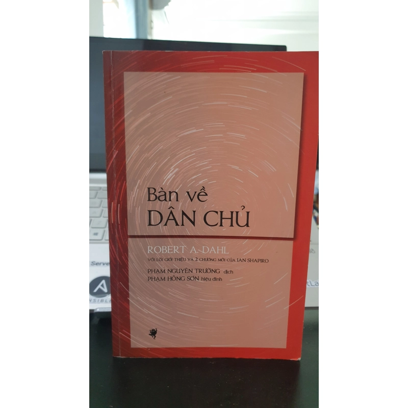 Bàn về Dân Chủ (NXB Giấy vụn) 493116