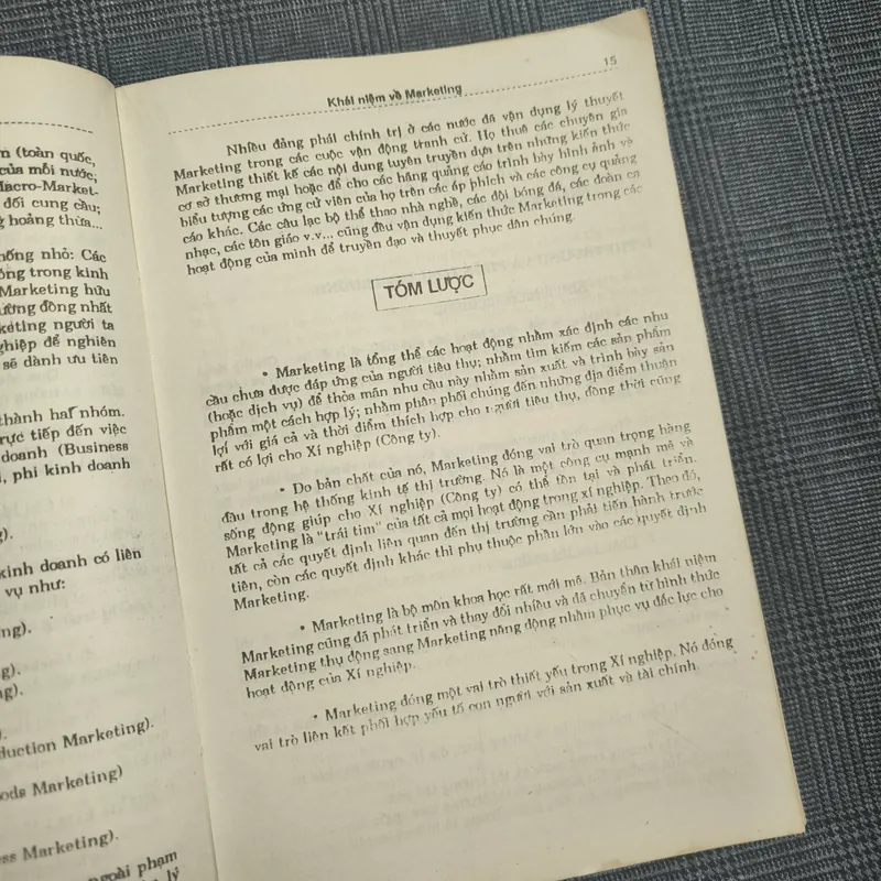 Basic Marketing (Marketing cơ bản) - GS Vũ Thế Phú - Năm 1995 606384