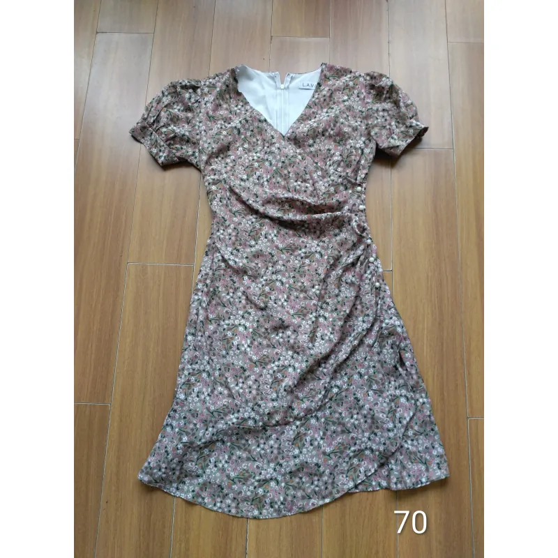 Đầm hoa nhí size M xinh xắn 747450