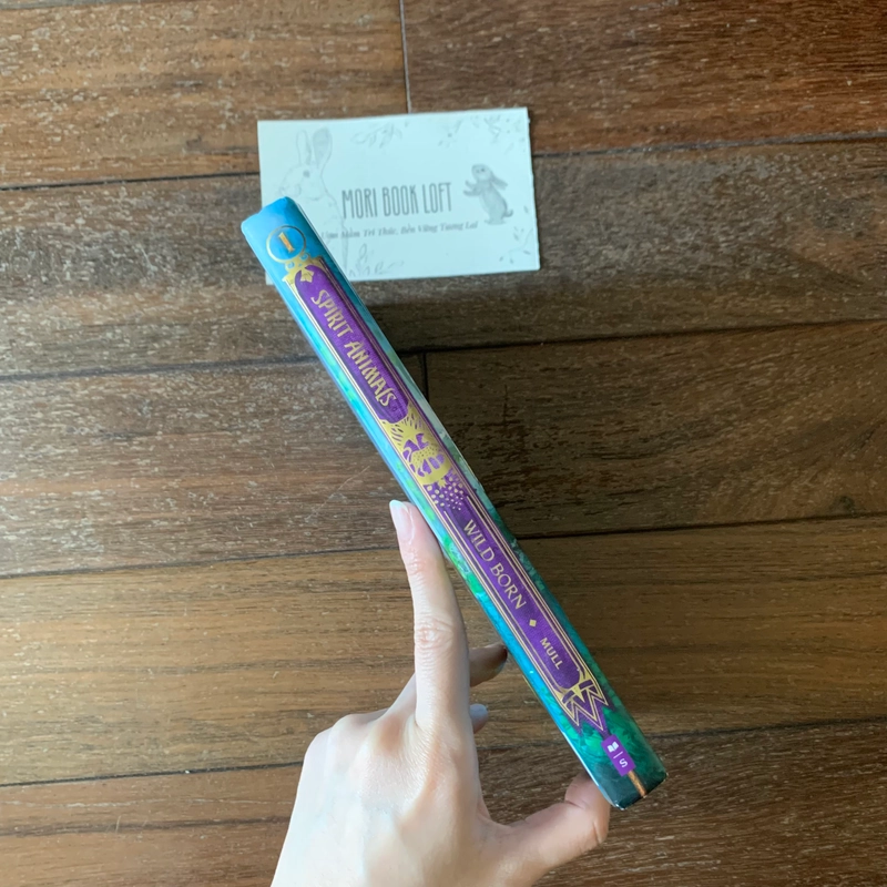 Sách ngoại văn Wild Born (Spirit Animals, Book 1), Used, Bìa cứng 498097