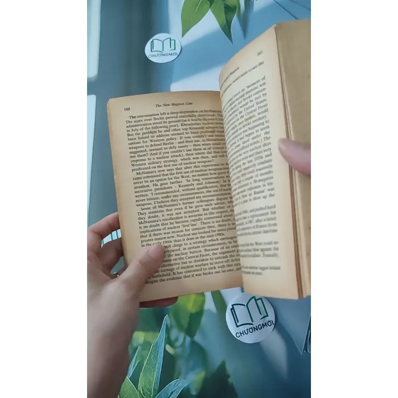 [XƯA] The New Maginot Line (1988) - Jon Connell 1027204