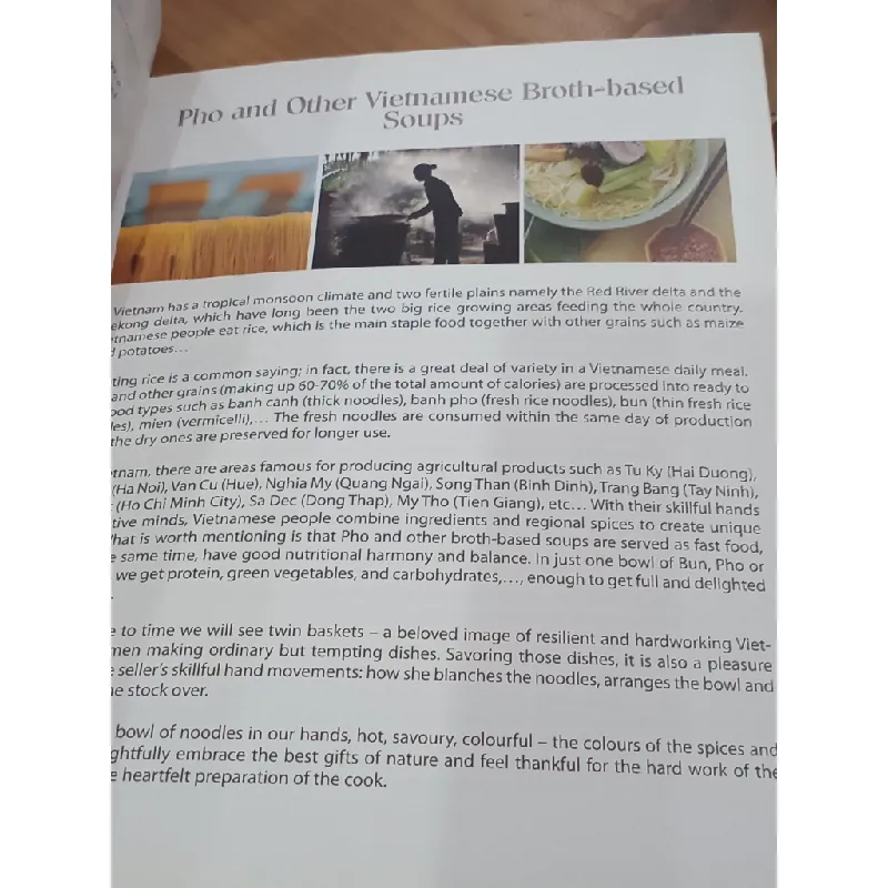 Pho and other Vietnamese noodle soups - Bui Thi Suong 592153