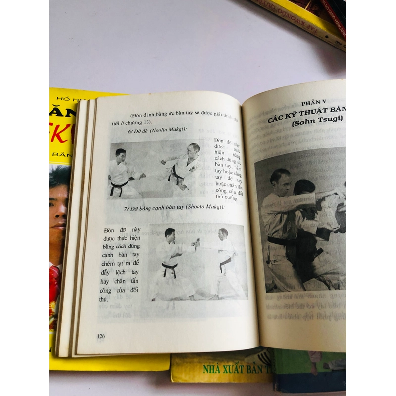 📚 SÁCH VỀ TAEKWONDO 542458