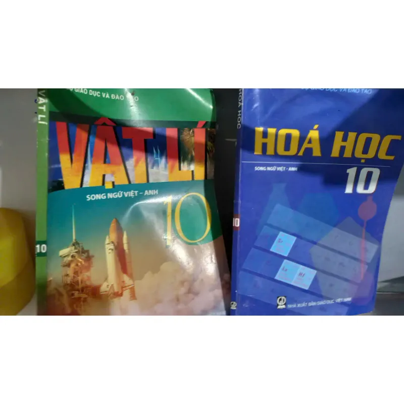sách giáo khoa vật lý hoá học lớp 10 song ngữ 795482