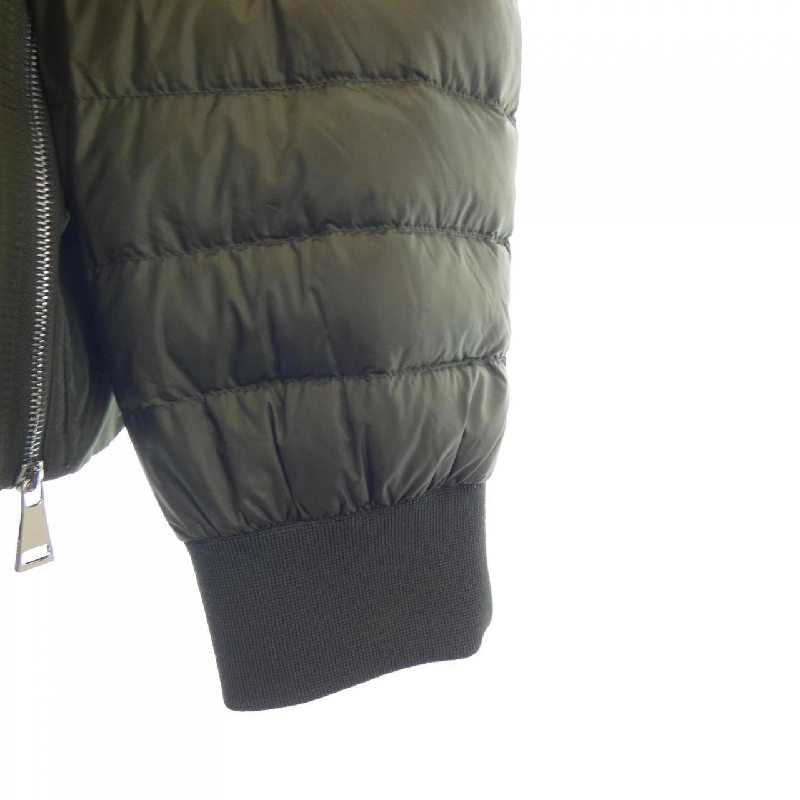 Áo khoác lông vũ MONCLER ROME 633228