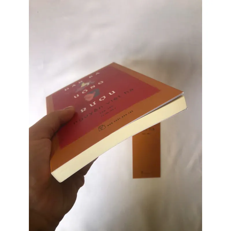 Đàn Bà Uống Rượu - Nguyễn Việt Hà 780159