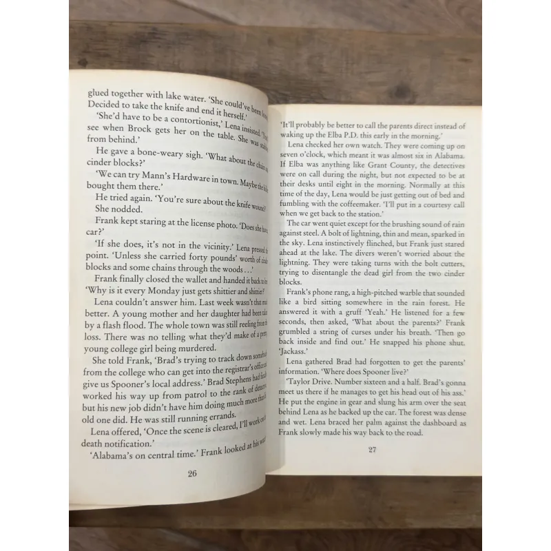 Combo sách Karin Slaughter - Fallen & Broken 736270