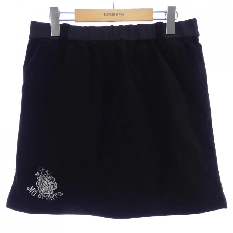 Váy MU SPORTS 650148