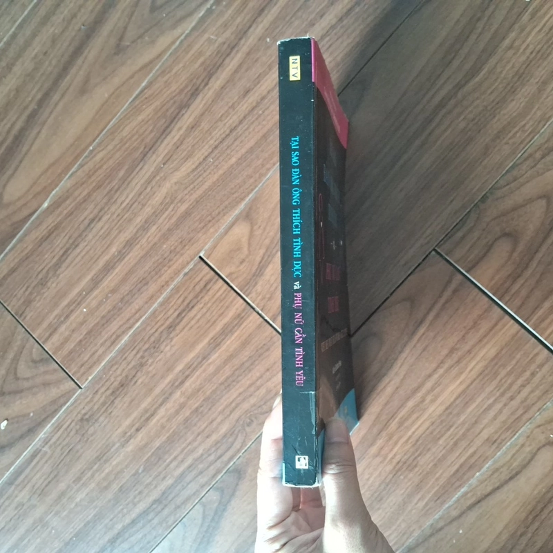 Tại sao đàn ông thích tình dục, phụ nữ cần tình yêu 552175