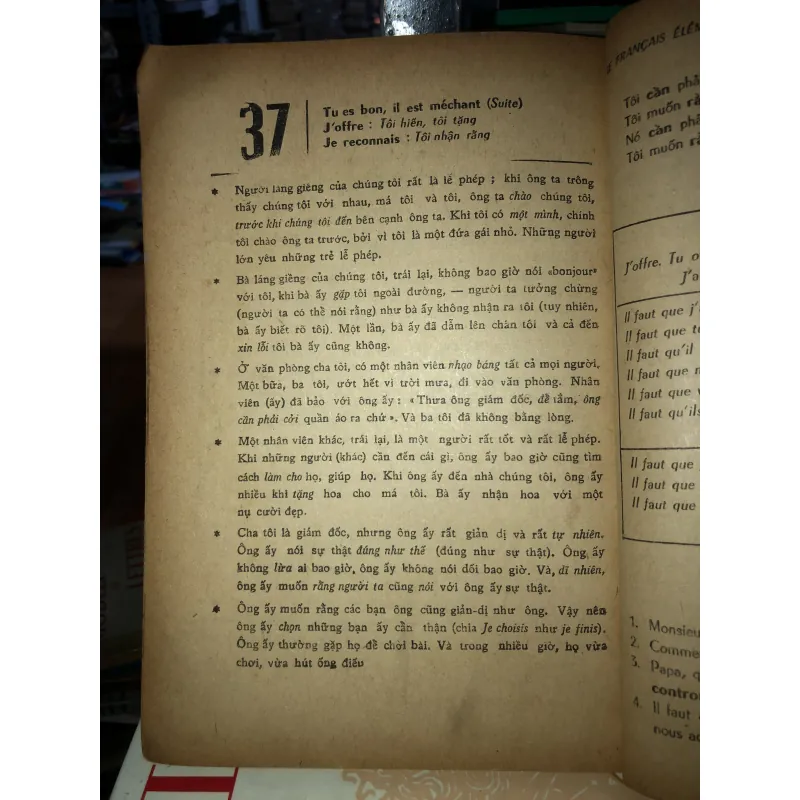 Bản dịch và dẫn giải le français élémentaire 798887