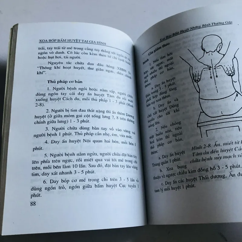 📖 XOA BÓP BẤM HUYỆT TẠI GIA ĐÌNH 573487