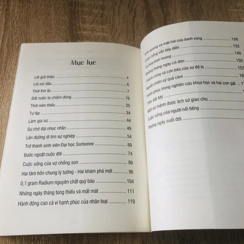 MARIE CURE NHÀ NỮ KHOA HỌC KIỆT XUẤT  1027803