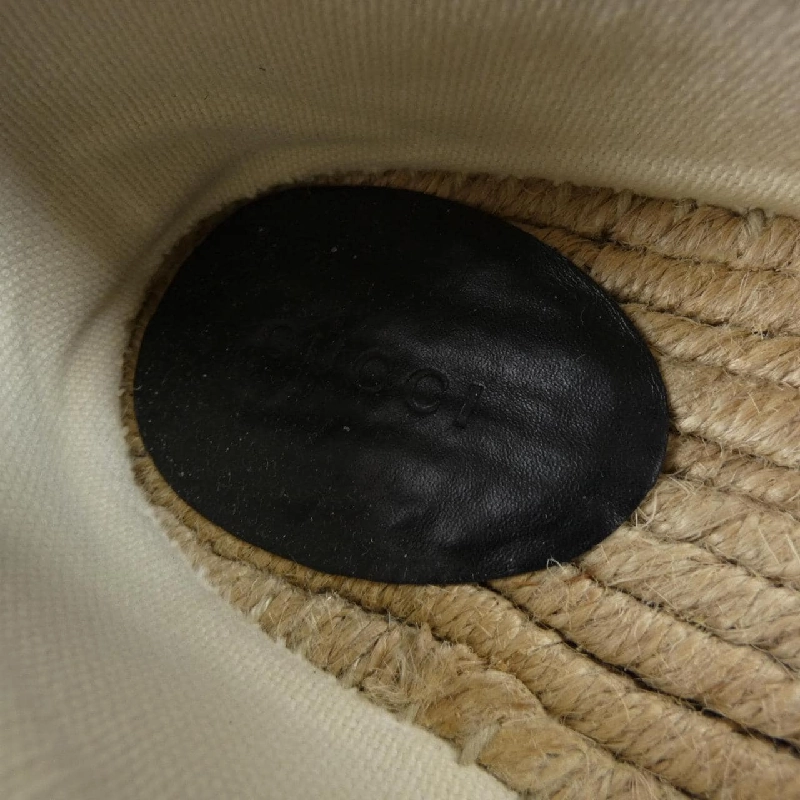 Giày GUCCI - Hàng hiệu Authentic 830944