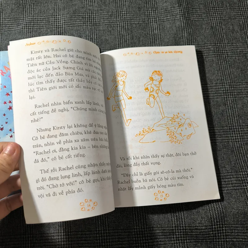 (Combo 2 cuốn Rainbow Magic) Ruby Tiên nữ sắc Đỏ (tập 1) + Amber Tiên nữ sắc Cam (tập 2) 697736