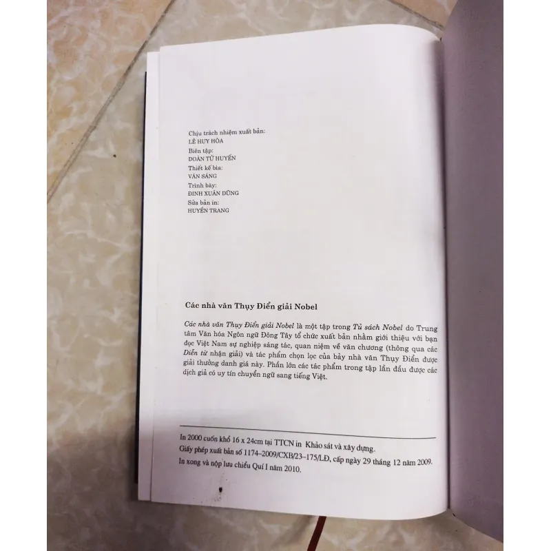 Sách: Các nhà văn Thụy Điển giải Nobel 717391