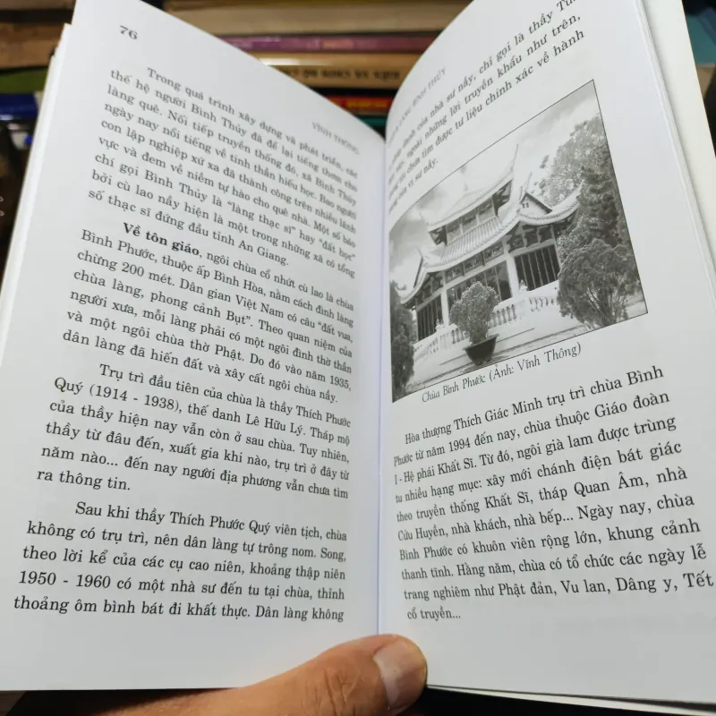 Đình Và Làng Bình Thủy - Vĩnh Thông - Có chữ ký tác giả 1020149