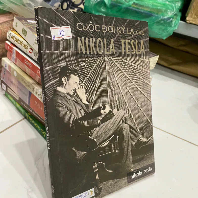 Sách Cuộc đời kì lạ của Nikolas Tesla 572300