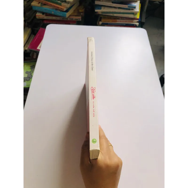 TRÀ SỮA VÀ HƠN THẾ NỮA (Andrew Chau & Bin Chen – Thu Hà dịch) 733431