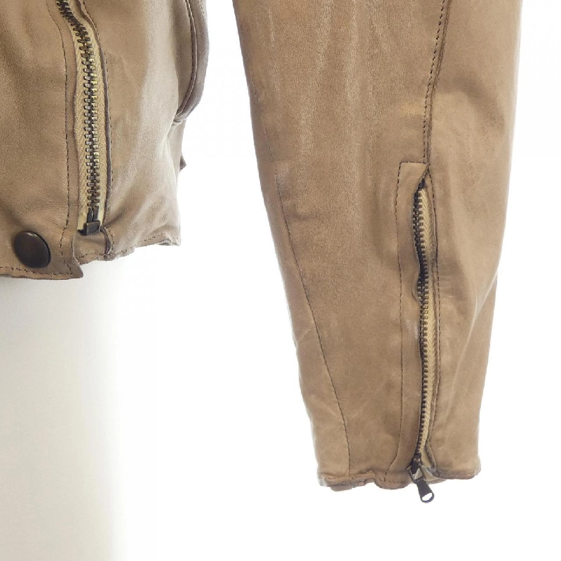 【Mã giảm giá】Áo khoác da sisii 634381