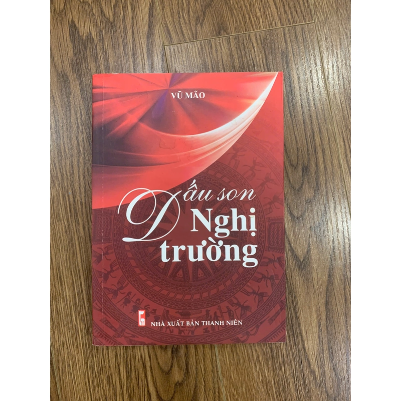 Dấu son nghị trường, vũ mão 224200