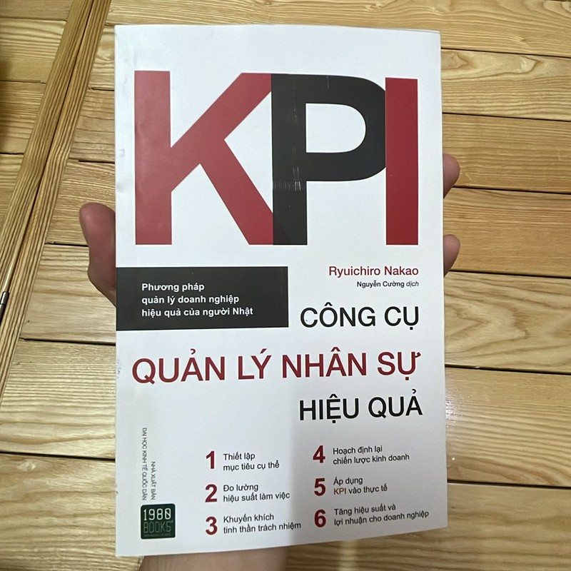 Sách KPI công cụ quản lý nhân sự hiệu quả 175296