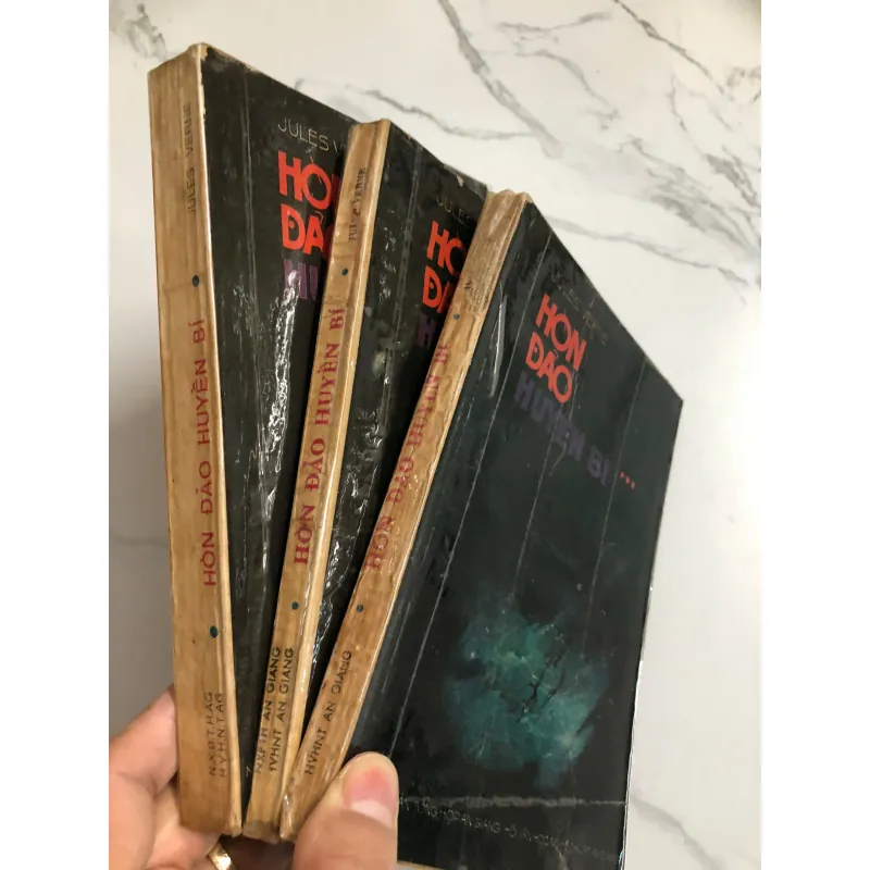 Hòn đảo huyền bí (3 tập) – Jules Verne 732592