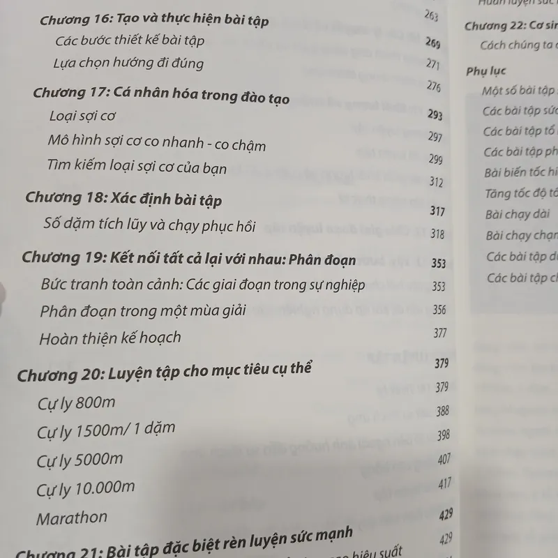 KHOA HỌC TRONG CHẠY BỘ - STEVE MAGNESS 573352