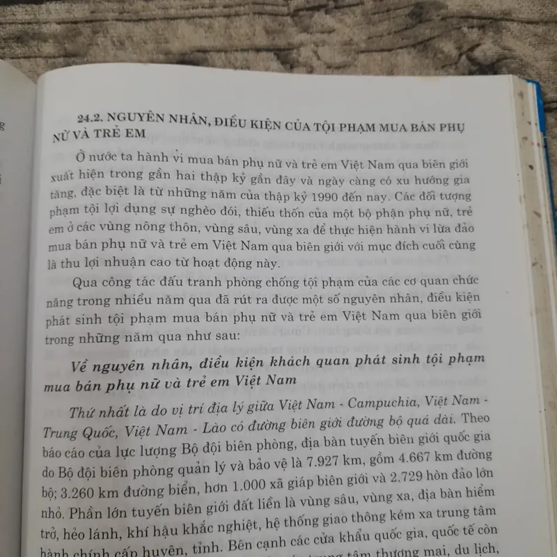 Nghiệp vụ Phòng Chống các loại Tội phạm ở Việt Nam. Giáo sư Trung Tướng Ng. Xuân Yêm 2005 734316