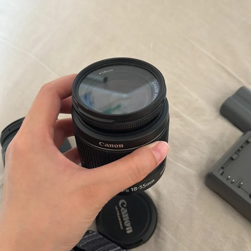 Máy ảnh canon 40D kèm 2 len 18-55 28-80 sử dụng tốt 998505