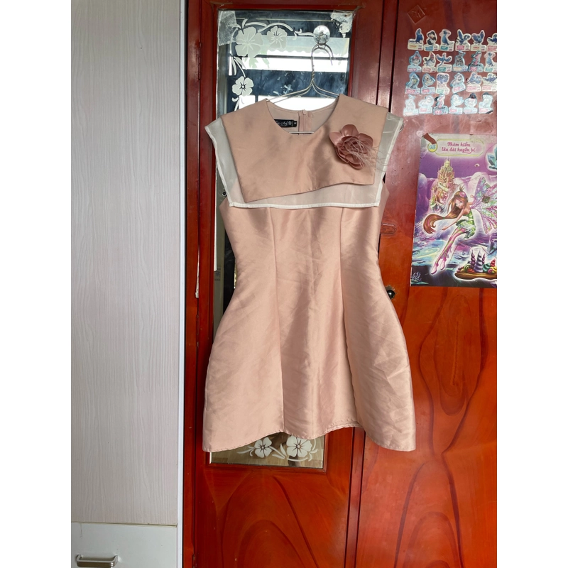 Váy xinh cổ thuỷ thỉ đính hoa 521403