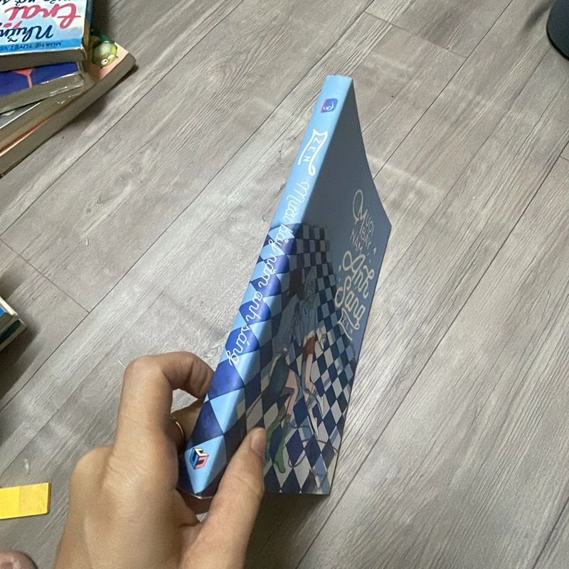 Mười Bảy Năm Ánh sáng 329188