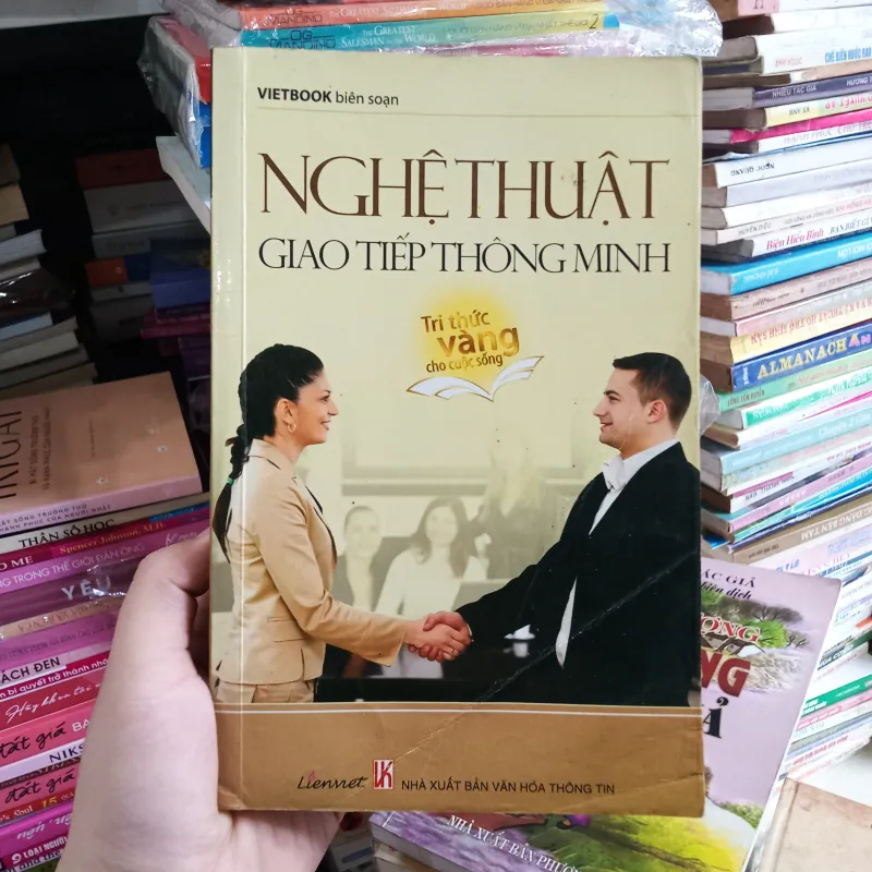 Nghệ thuật giao tiếp thông minh 📚 748764