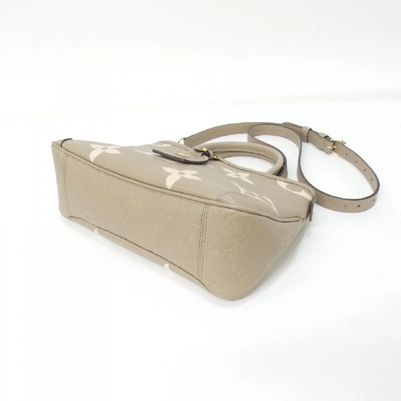 Túi Louis Vuitton Monogram Empreinte Trianon PM M46585 615197