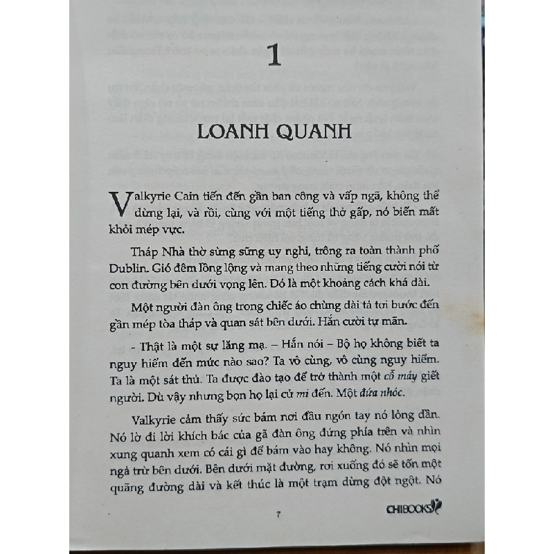 Vờn Lửa (Phần 2 series Skulduggery Vui Vẻ) - Derek Landy (Trần Thanh Hà dịch) 546145