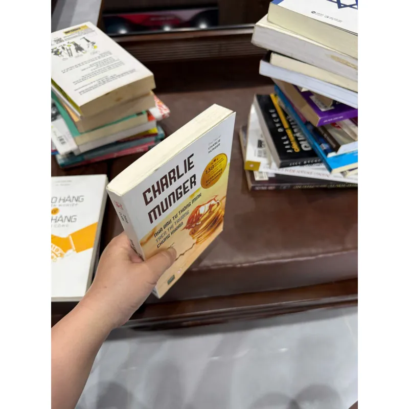 Charlie Munger – Nhà Đầu Tư Thông Minh Trên Thị Trường Chứng Khoán - K4 1021010