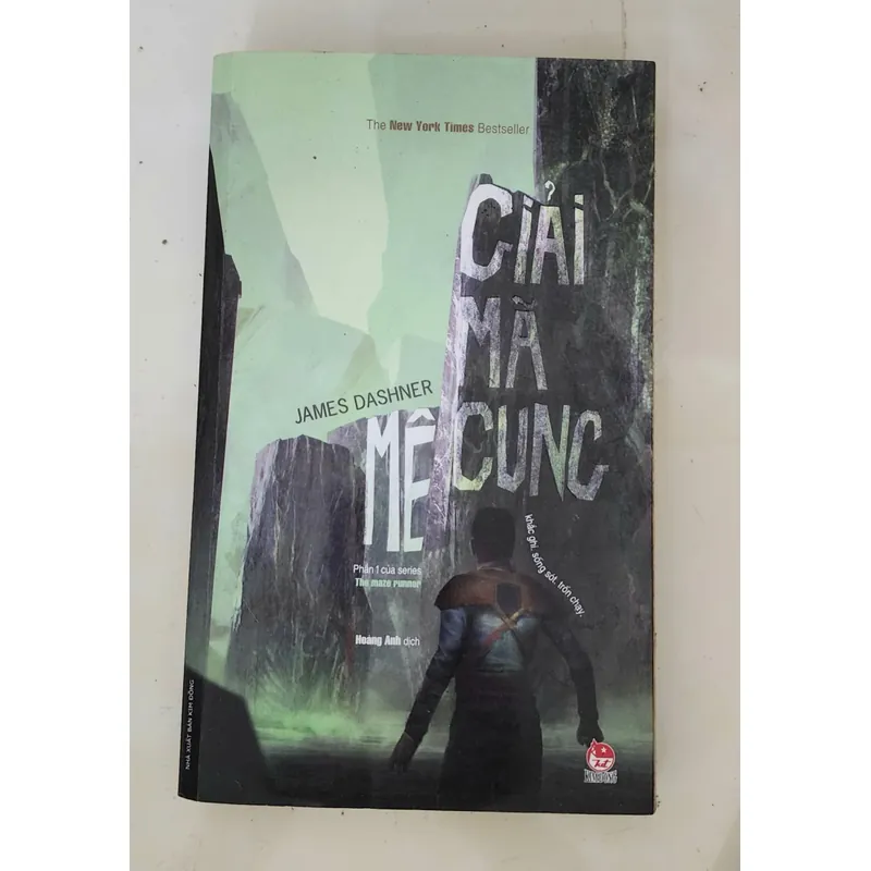 Tiểu thuyết khoa học viễn tưởng của James Dashner: GIẢI MÃ MÊ CUNG 717495