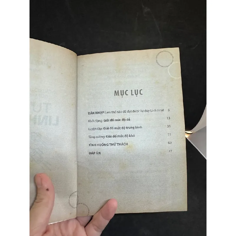 [Phiên Chợ Sách Cũ] 50 Câu Đố Luyện Tập Não Bộ Giúp Bạn Hình Thành Tư Duy Linh Hoạt, Tư Duy Đúng Cách, 2016 1304 433701