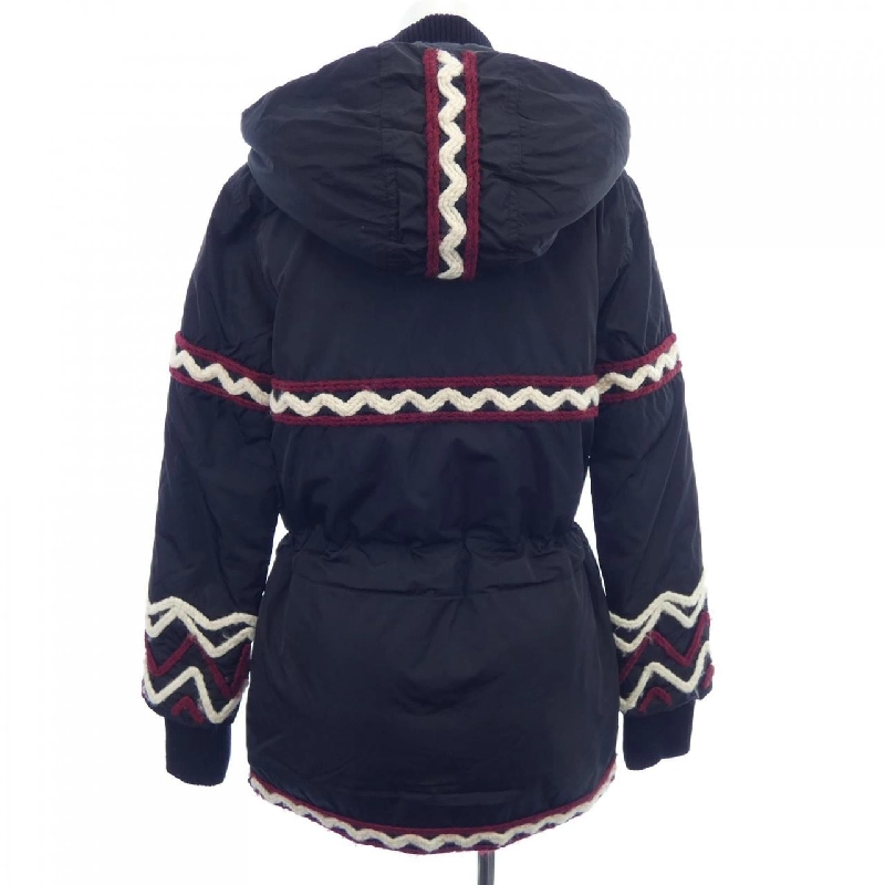 Áo khoác lông vũ CHANEL 641121