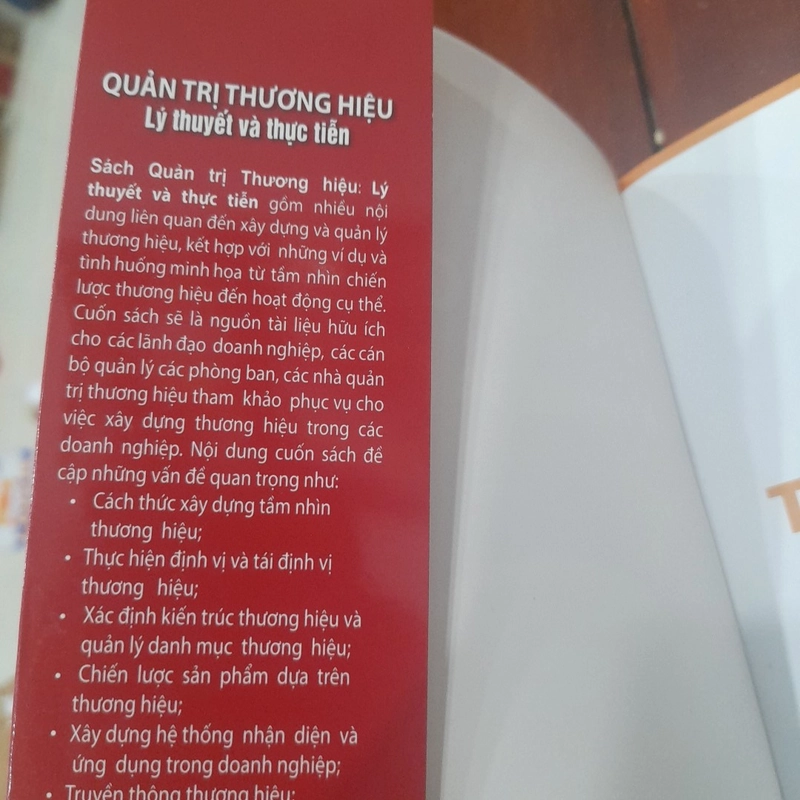 Ts. Bùi Văn Quang - QUẢN TRỊ THƯƠNG HIỆU, lý thuyết và thực tiễn 407039