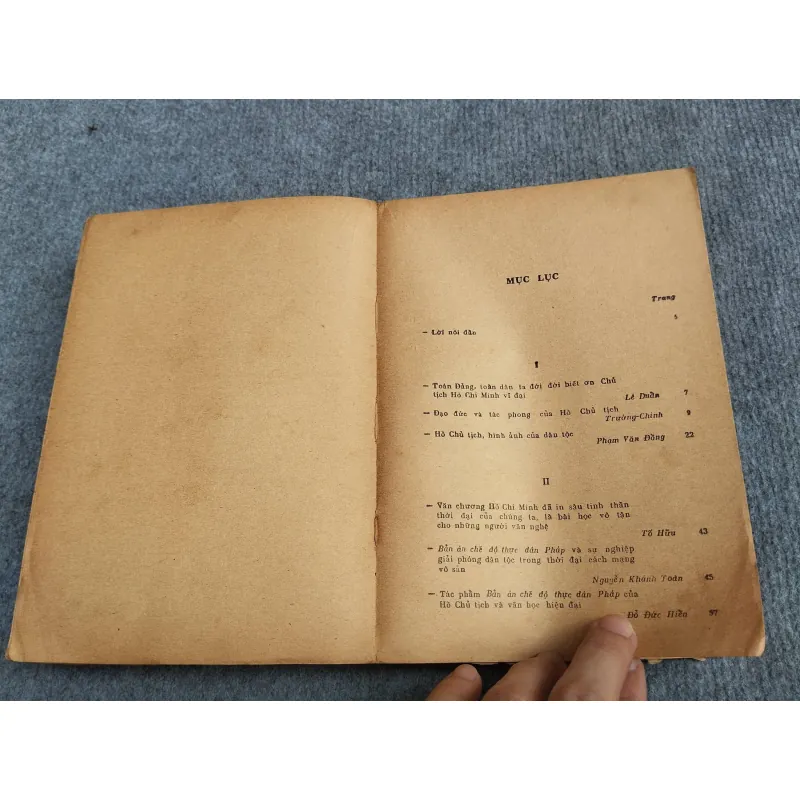 NGHIÊN CỨU HỌC TẬP THƠ VĂN HỒ CHÍ MINH 991040