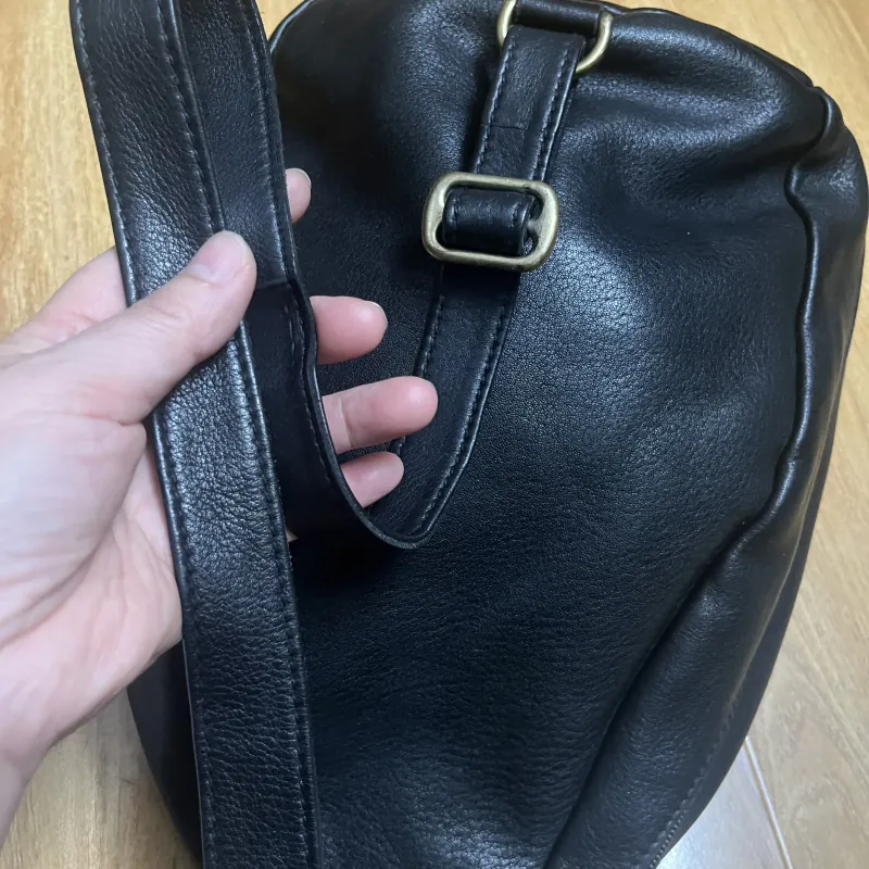 Túi nữ một quai size 18*35*12 da thật 2hand 934182