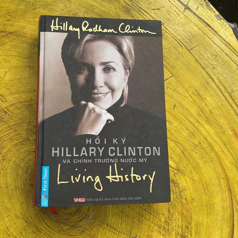 COMBO HILARY CLINTON: BÍ MẬT QUỐC GIA HỒI SINH & HỒI KÝ 736271