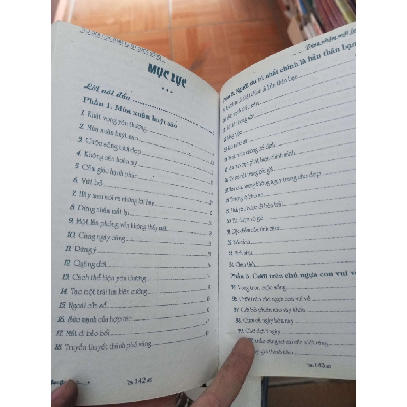 Đừng nhắm mắt lại - Tri Thức Việt 2011 VAVO-AK18 969585