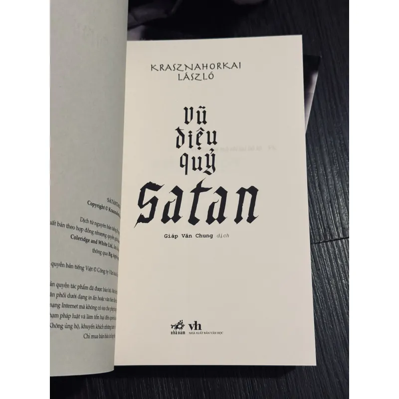 Combo 2c Tác giả đoạt giải Nobel Văn học 2025 689614