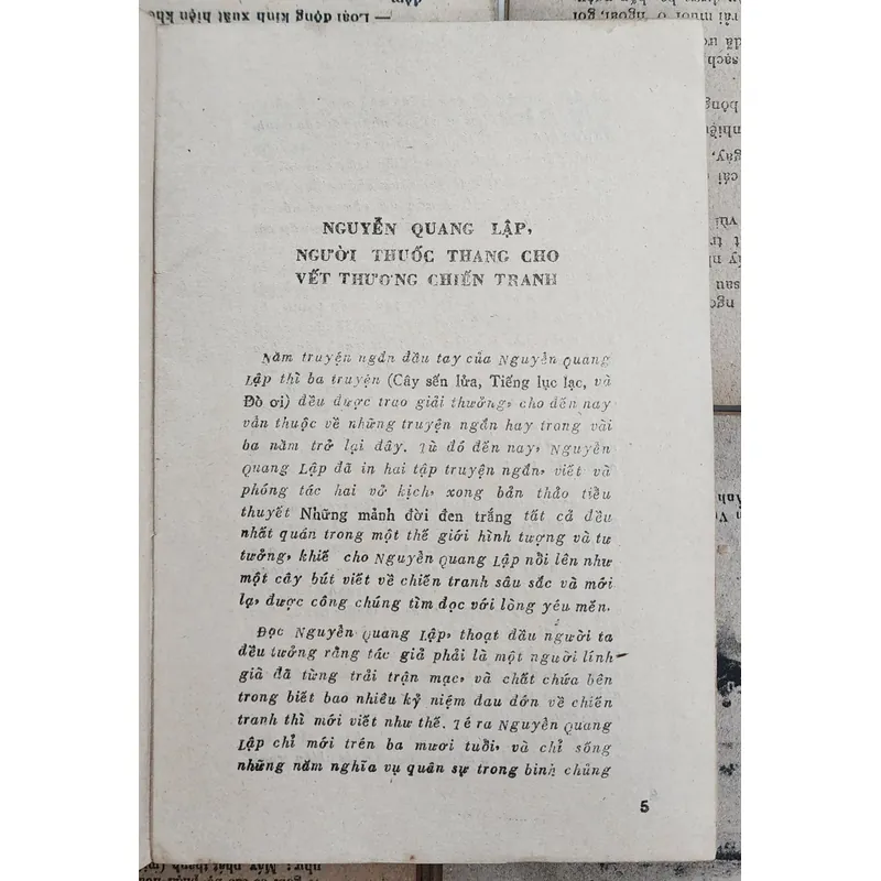 Tiểu thuyết NHỮNG MẢNH ĐỜI ĐEN TRẮNG (Nguyễn Quang Lập) 726572